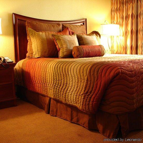 Away Inn Лодердейл-бай-Си Номер фото