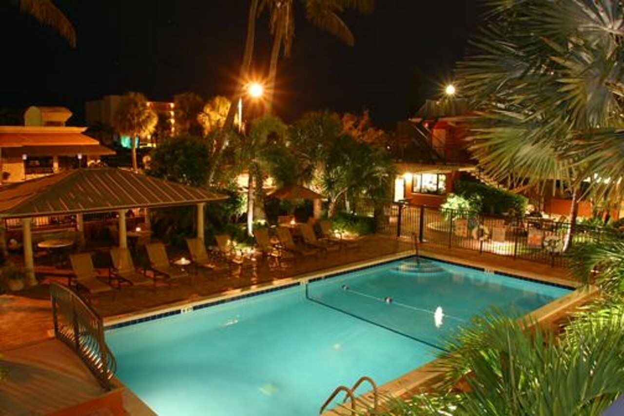 Away Inn Лодердейл-бай-Си Экстерьер фото